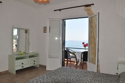 Yannis Servos Barbati Apartments Dış mekan fotoğraf